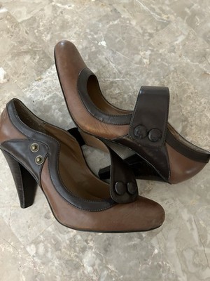 STEVE MADDEN Mary Jane Heels Wmn s Size 8M Leather Buckles Brown Mauve Straps