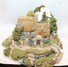 Lilliput Lane -- Convent In The Woods -- Hand...
