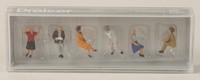 Preiser 10021 Sitzende Personen 1/87