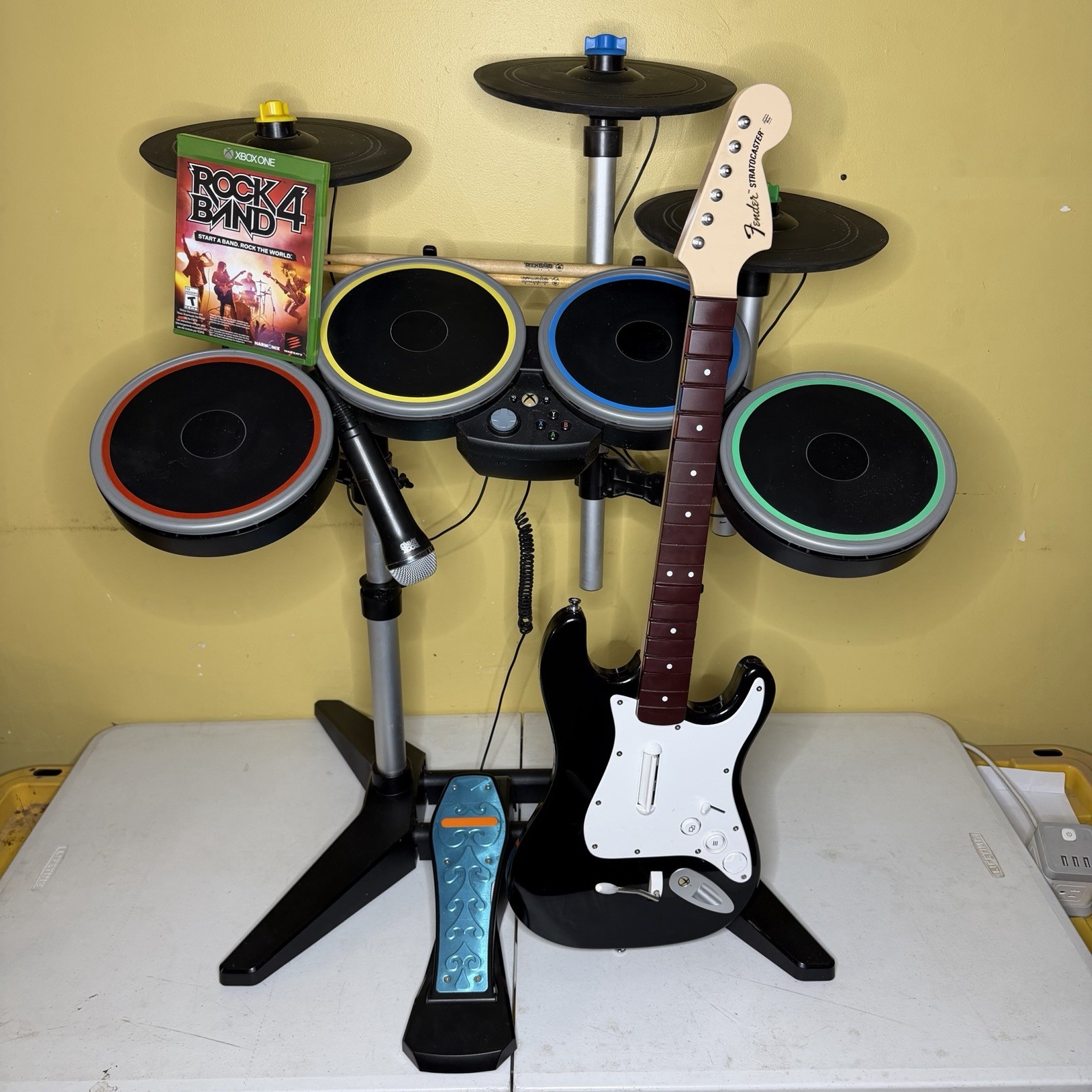 Rock Band 4 Xbox One Complete Bundle (Cymbals add-on included!)