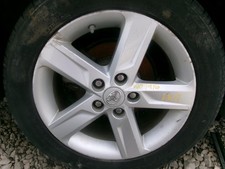 Used Wheel Fits 2013 Toyota Camry 17x7 Alloy 5 Spoke Grade B Used Wheel Fits 2013 Toyota Camry 17x7 Alloy 5 Spoke Grade B