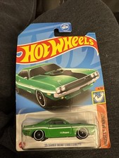 2023 Hot Wheels #123 Muscle Mania 4/10 '70 DODGE HEMI CHALLENGER Green w/DD8 Sp