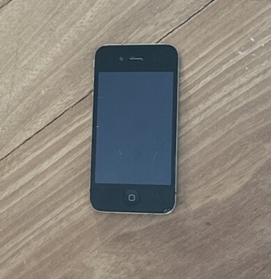 Apple iPhone 4 16GB Schwarz Ungeprüft Teilespender Glasbruch