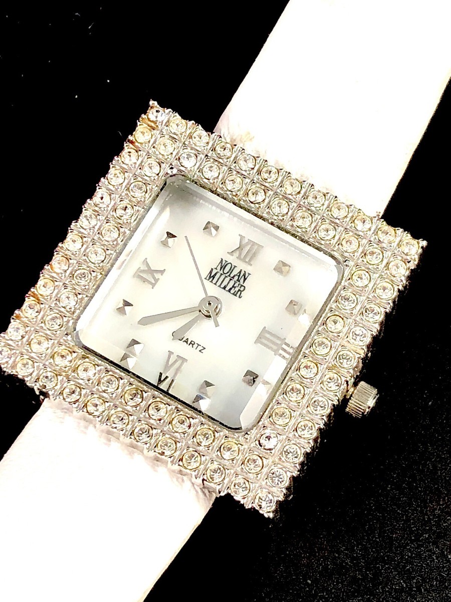 DAZZLING NOLAN MILLER WHITE LEATHER BAND SILVER-TONE CRYSTAL