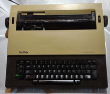 Brother Student-Riter XL I Typewriter Model CE-25 Electric Brown thumbnail