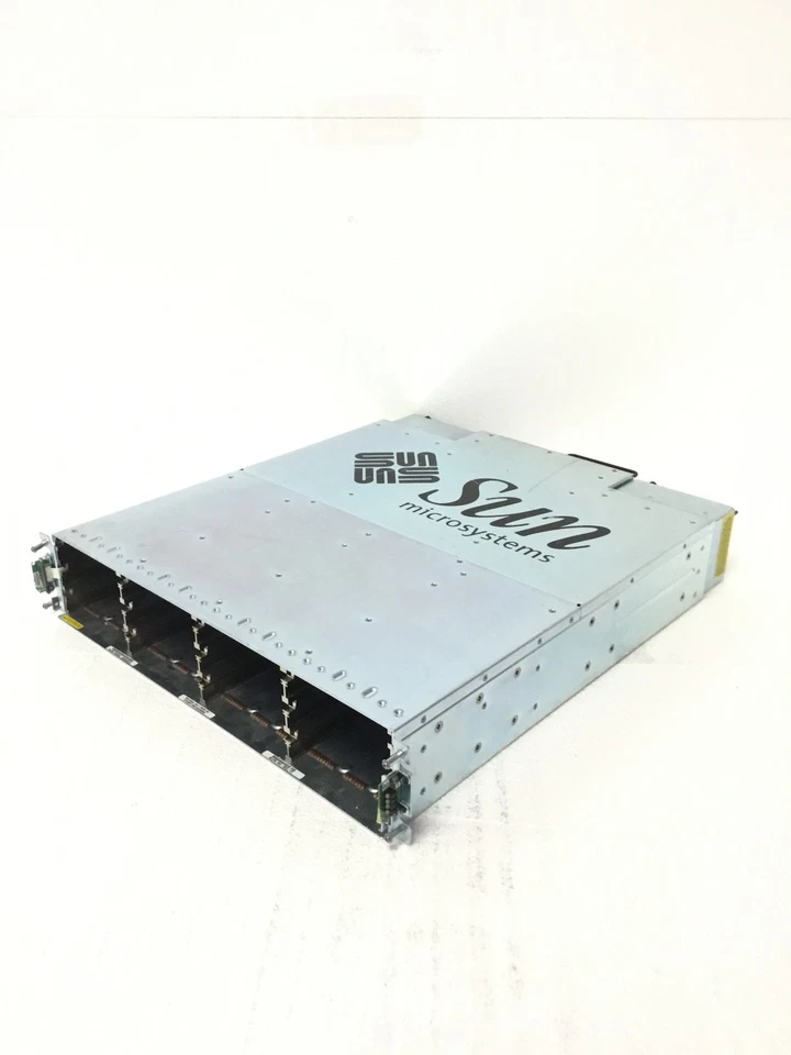 Sun Microsystems M2S2A Hard Drive Array 3.5" SCSI No HDD w/ PSU & 370-6773-03 - Image 2 of 4