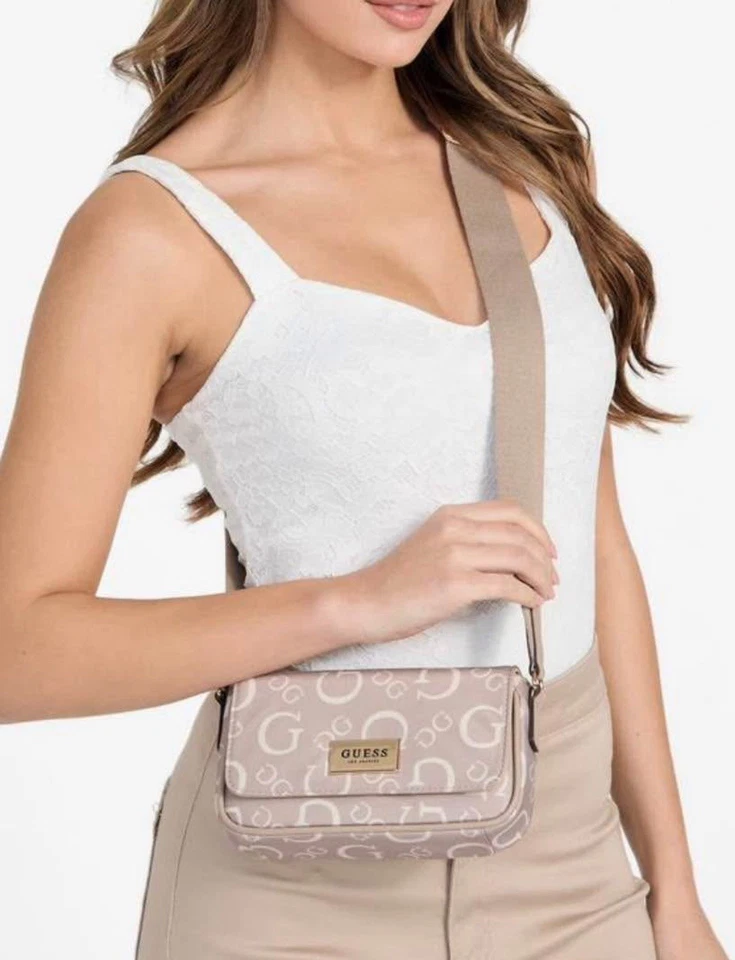 Small Guess Crossbody Bag, Signature Lining Beige Color. Foto 2 de 4