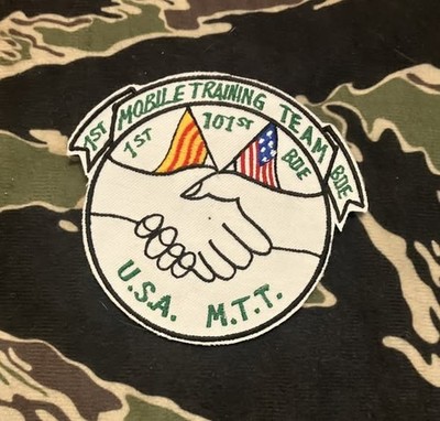 Theater-made 1st Bde Mobile Training Team 4-inch patch