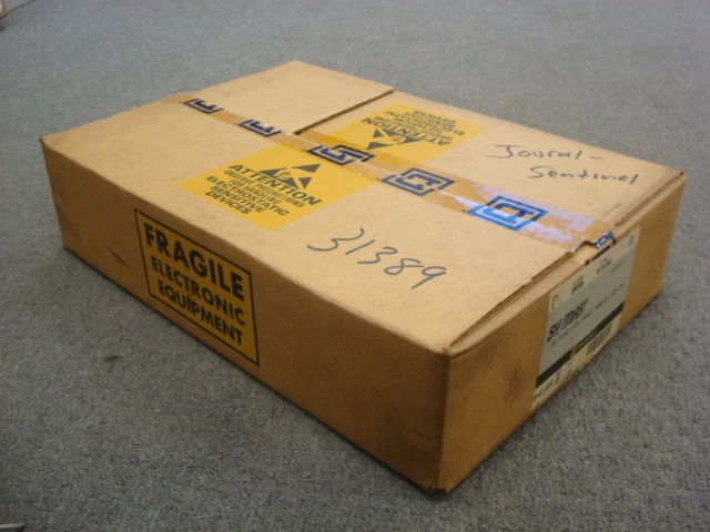 NEW Square D SY/MAX 8030 RIM-101 Input Module 120 VAC - Image 3 of 4