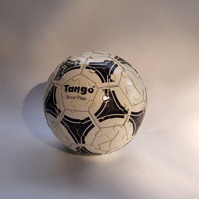 ADIDAS PUZZLE BALL 1978 RAVENSBURGER TANGO RIVER PLATE SOCCER BALL
