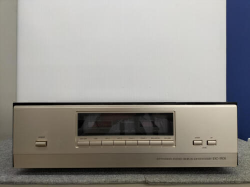Accuphase Dc-901 Maintained High-End D/A Converter - Afbeelding 1 van 12