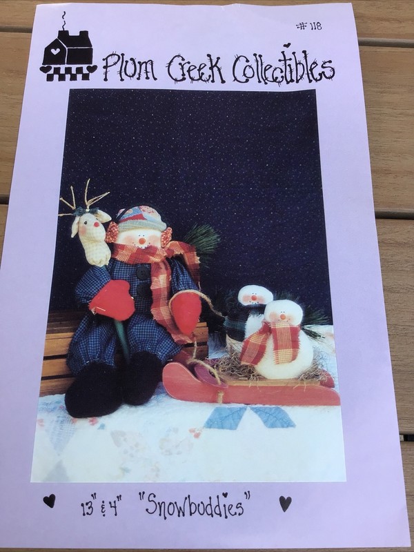 Plum Creek Collectibles #118- Snowbuddies Winter Decor