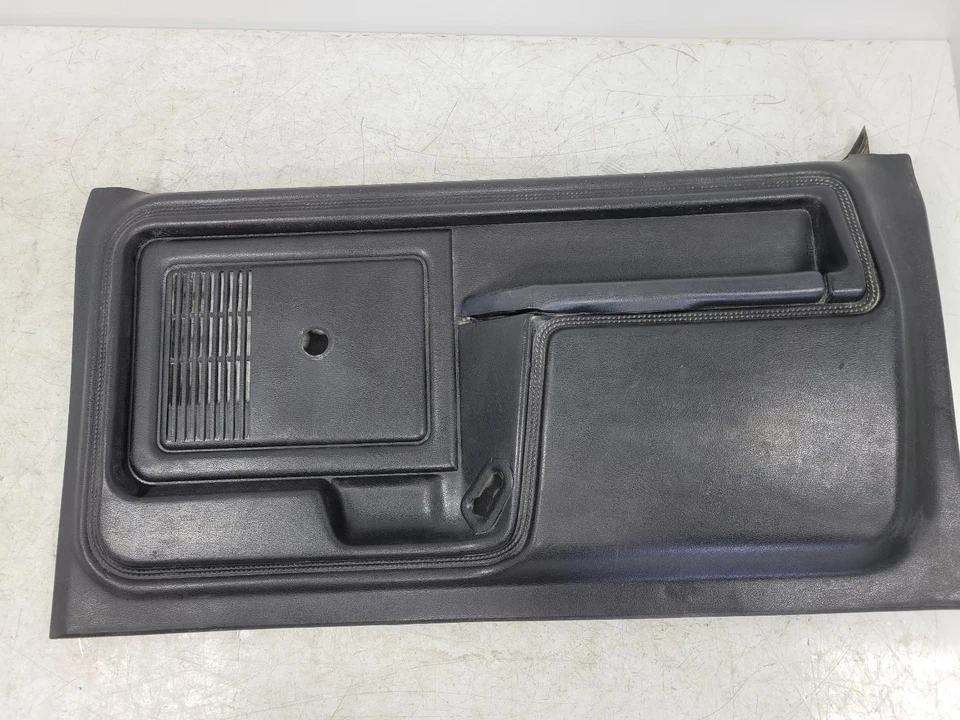 1982 FORD F350 PICKUP RIGHT FRONT DOOR TRIM PANEL; PART #E2TB-10233890 B Foto 3 de 4