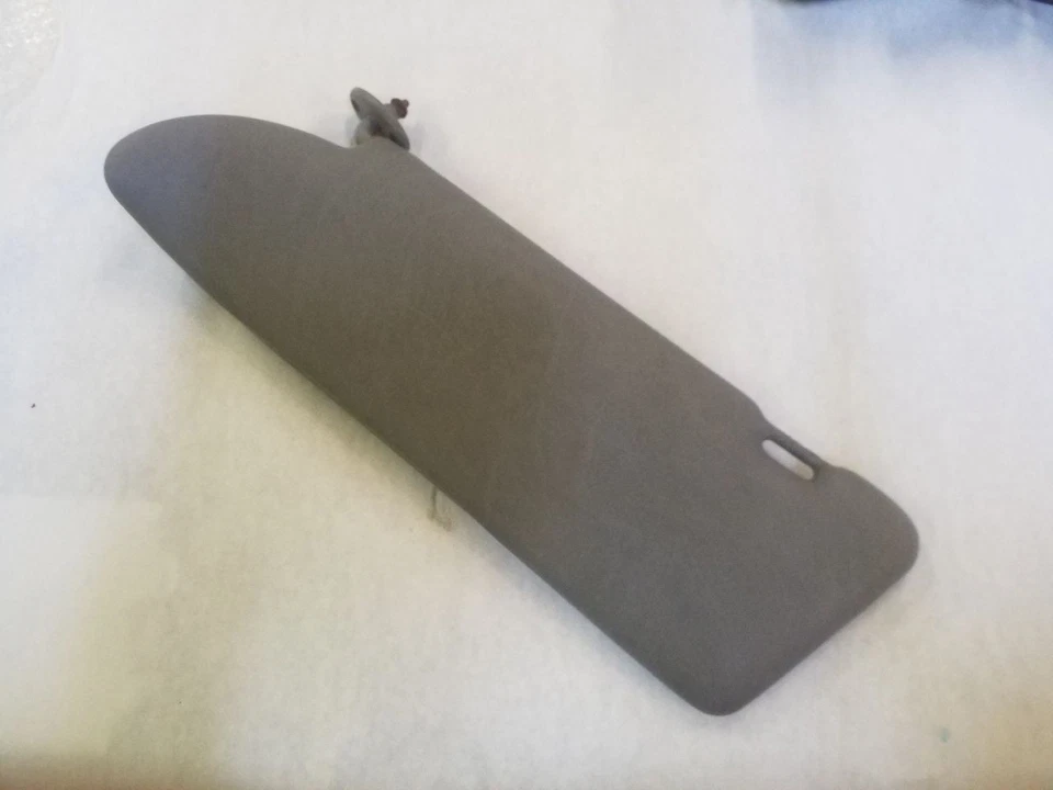 Parasol gris conductor con espejo retrovisor | Se adapta a Mercedes Benz 300E 300TE 1986-1995 Foto 2 de 4