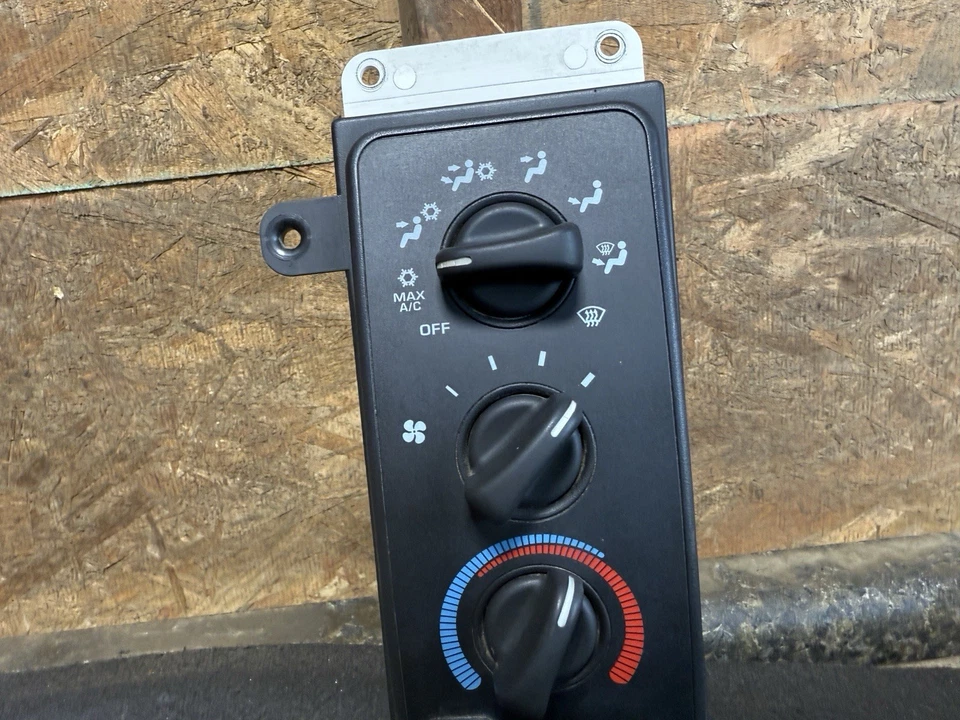 Dodge Ram 2500 1998 8,0 L V10 4x2 aire acondicionado calefacción climatización unidad 55055654AB fabricante original Foto 3 de 4