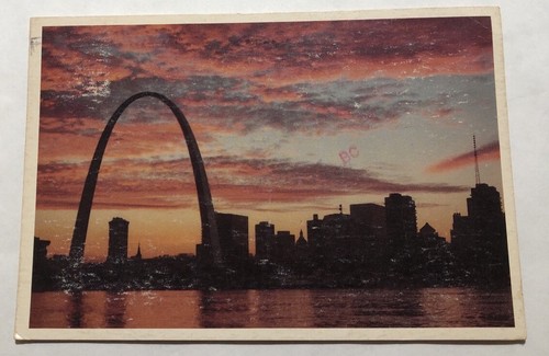 Tramonto sul fiume St. Louis Mississippi. Cartolina postale (C3) - Foto 1 di 2