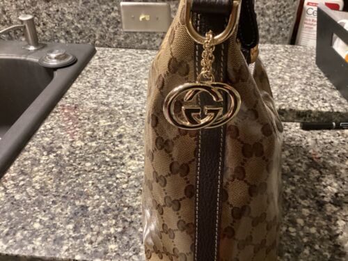 Gucci web shoulder bag the web fabric is covered with a clear coat - Picture 4 of 6