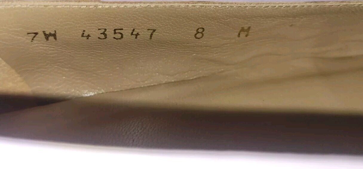 Foto 7 di 9