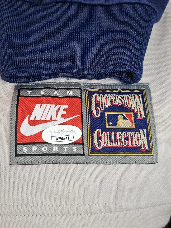 Reggie Jackson Autographed/Signed Grey Sweater JSA COA New York Yankees - Image 3 of 4