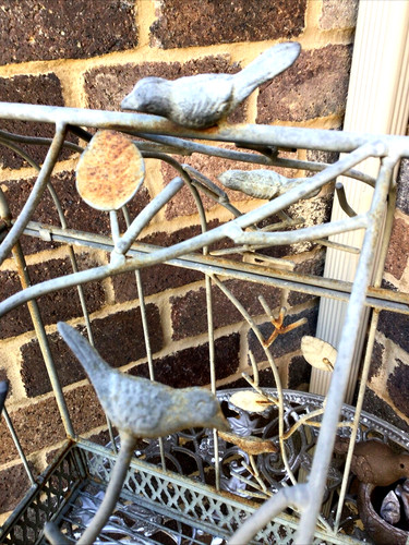Wonderful Garden Iron piece Large W/iron Birds And Leaves, Beautiful Patina
