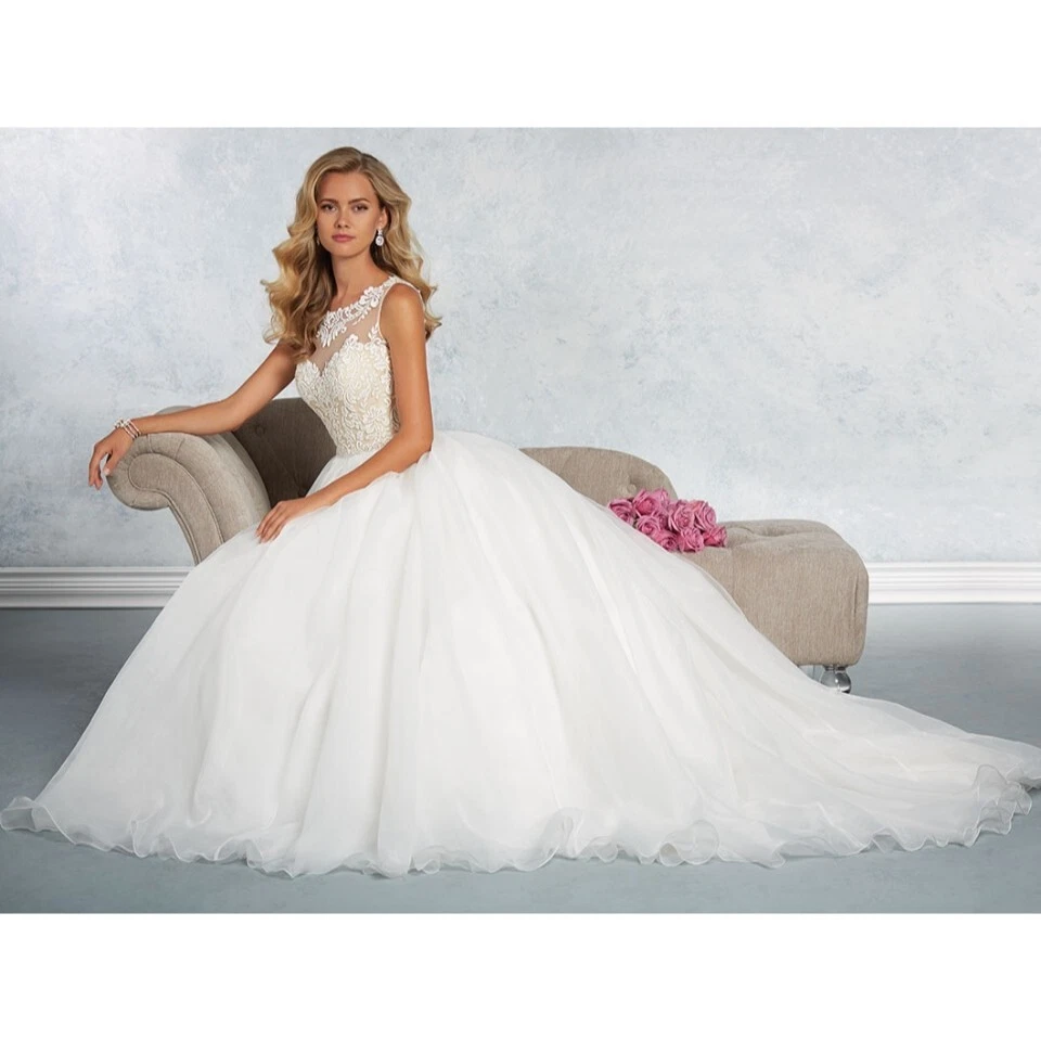 Alfred Angelo Signature Princess Style White Wedding Dress #2619 US Size 6 - Image 2 of 4