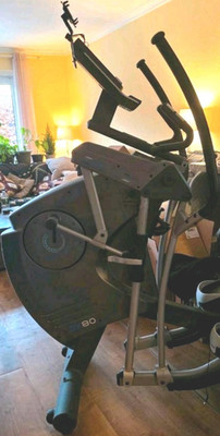 Cybex EX80 Crosstrainer  Magnetic  mit Display/Trainingscomputer