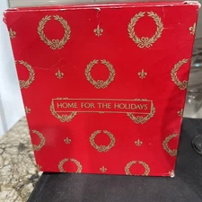 Royal Limited “Home for the Holidays” Gold Trim 7” Wine Glasses / Goblets 4