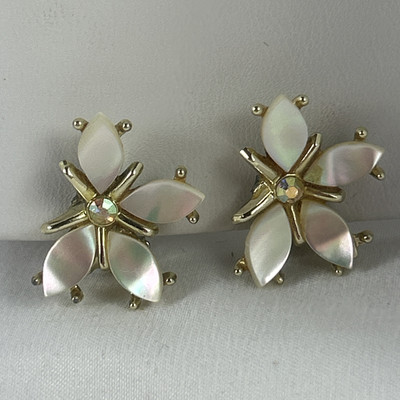 Butterfly Clip On Earrings White Pearlescent Wings Soft Gold Tone