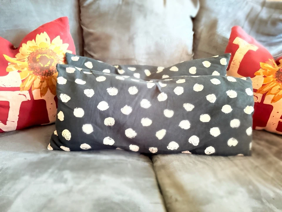 MATTE GREY PILLOW-IMBEDDED COUCH! 🛋️ OBO - Image 3 of 4