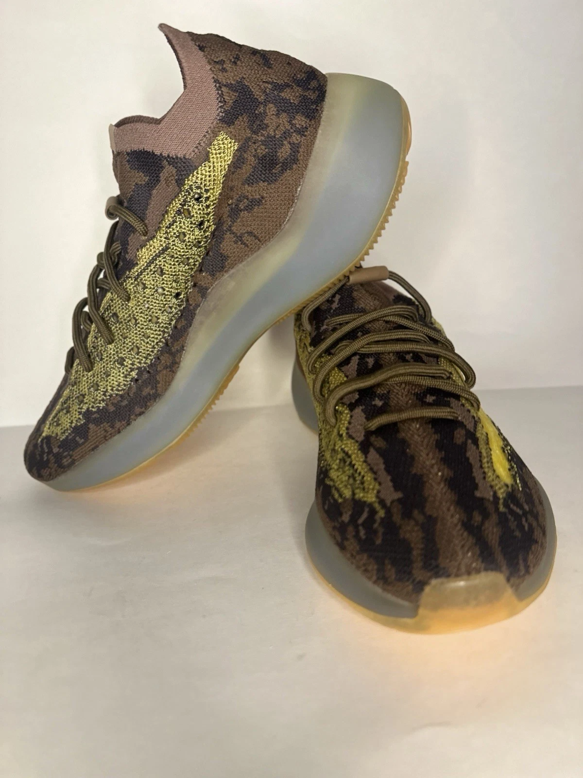 Taglia 11M Scarpa Adidas Yeezy Boost 380 Lmnte FZ4982 Uomo