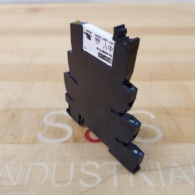 Eaton XRU1D120U Terminal Block Relay w/ Phoenix Contact 2961118 Relay - USED
