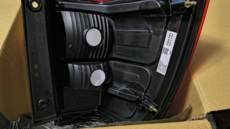 Conjunto de luces traseras laterales izquierda y derecha Ford Expedition 2007-2014 sin bombillas Foto 4 de 4