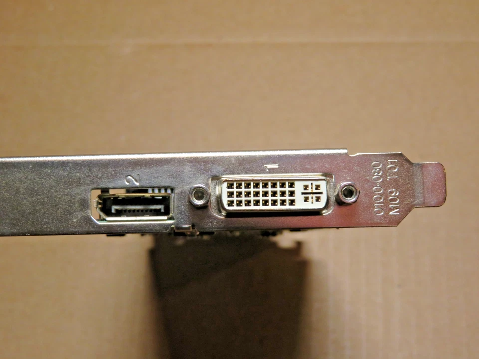 Nvidia Quadro K620 2GB 128-bit DDR3 Graphics Card - Image 4 of 4