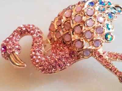 FLAMINGO RHINESTONE BROOCH! Adorable Figural, Animal, Bird, Pin. Pink Crystals.