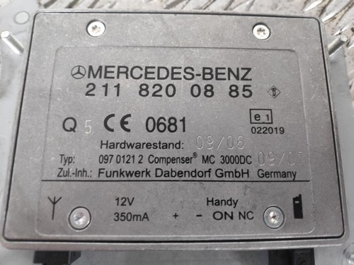 2007 MERCEDES S-CLASS W221 Antenna booster 211 820 08 85 - Picture 2 of 4