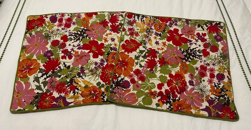Set of 2 Pottery Barn 20x20" Red Pink Purple Green Floral Pillow Covers EUC
