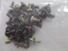 Screw Set TOSHIBA PORTEGE R700-172 Original