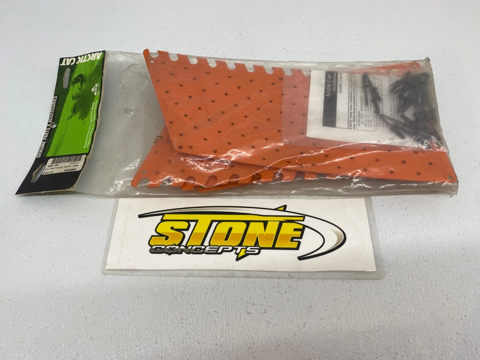 ＦＲ出品 Genuine OEM Arctic Cat PANEL,CLUTCH ACCESS-BLACK Part # 2606-650