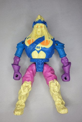 Conan The Barbarian SKULKUR Skeleton Action Figure 8" HASBRO 1992 READ
