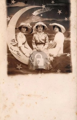 Paper Moon 3 Big-Hatted Women Going to the Fair 1911 RPPC Photo Postcard COPY
