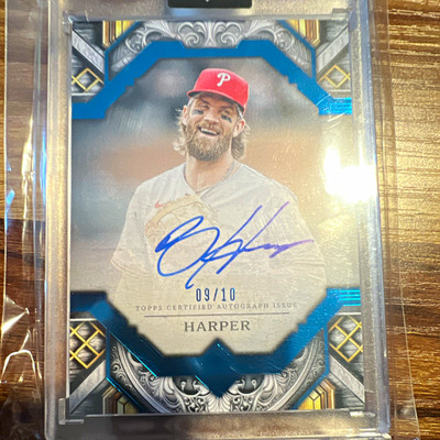 Topps 2025 Transcendent Autographs Bryce Harper Blue /10 TAC-BHA Phillies
