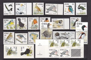 IRELAND COLLECTION 1997 BIRDS STAMPS SELF ADHESIVES BOOKLET NEVER HINGED MINT