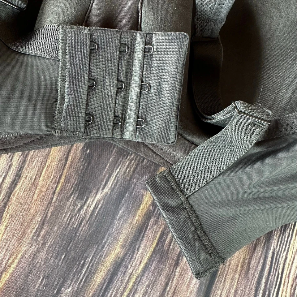 Nuevo con etiquetas Sujetador deportivo Panache High Impact con aros Negro 30D Cobertura completa Foto 4 de 4