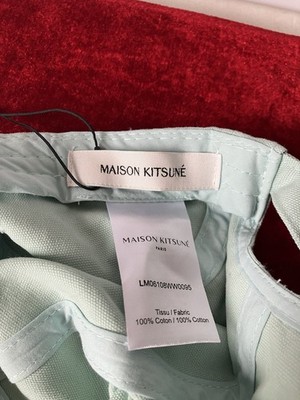NWT Maison Kitsune Handwritten Embroiled Logo Baseball Cap  display picture 2