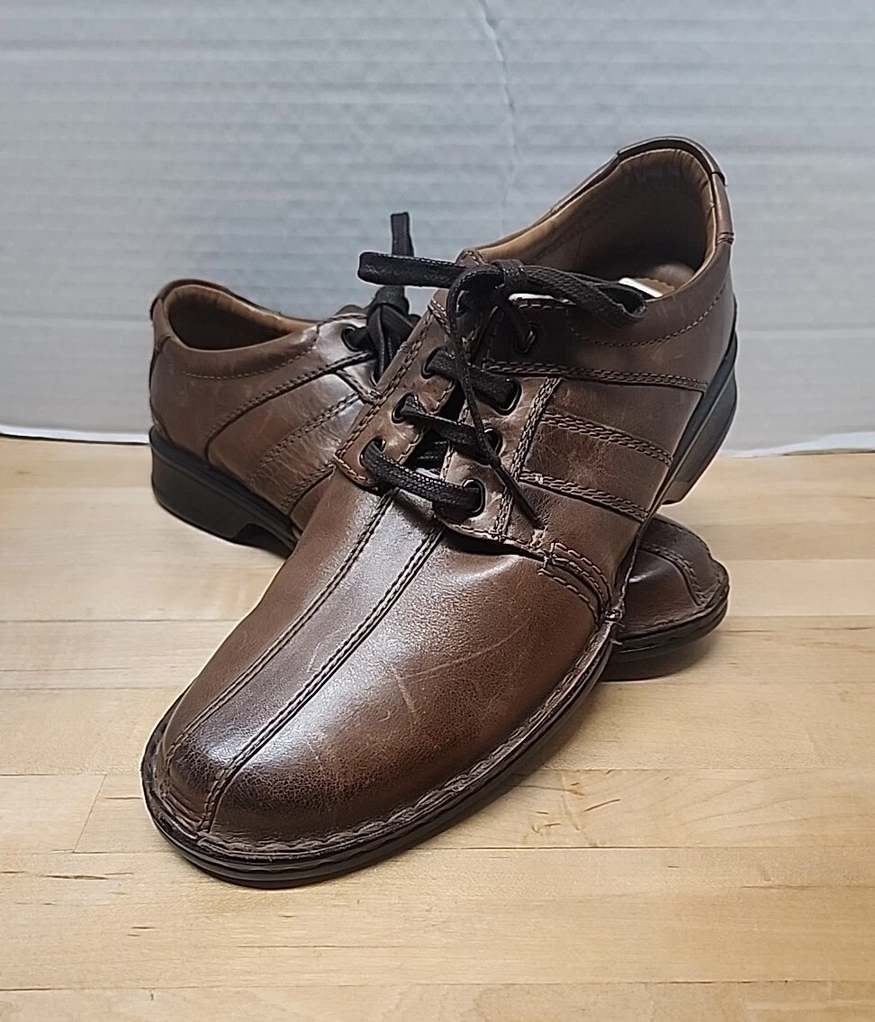 Scarpe stringate marroni Clarks Collection uomo taglia 8 morbide ammortizzate ortholite nuove con etichetta