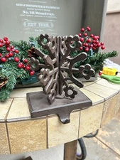 Rustic Christmas Stocking Holder Hanger Hook Cast Iron 3D Snowflake ~ 3.2 Pounds