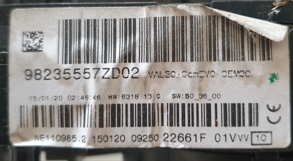 98235557ZD02 comon 2000 pour PEUGEOT 208 (P2) - Photo 2/3