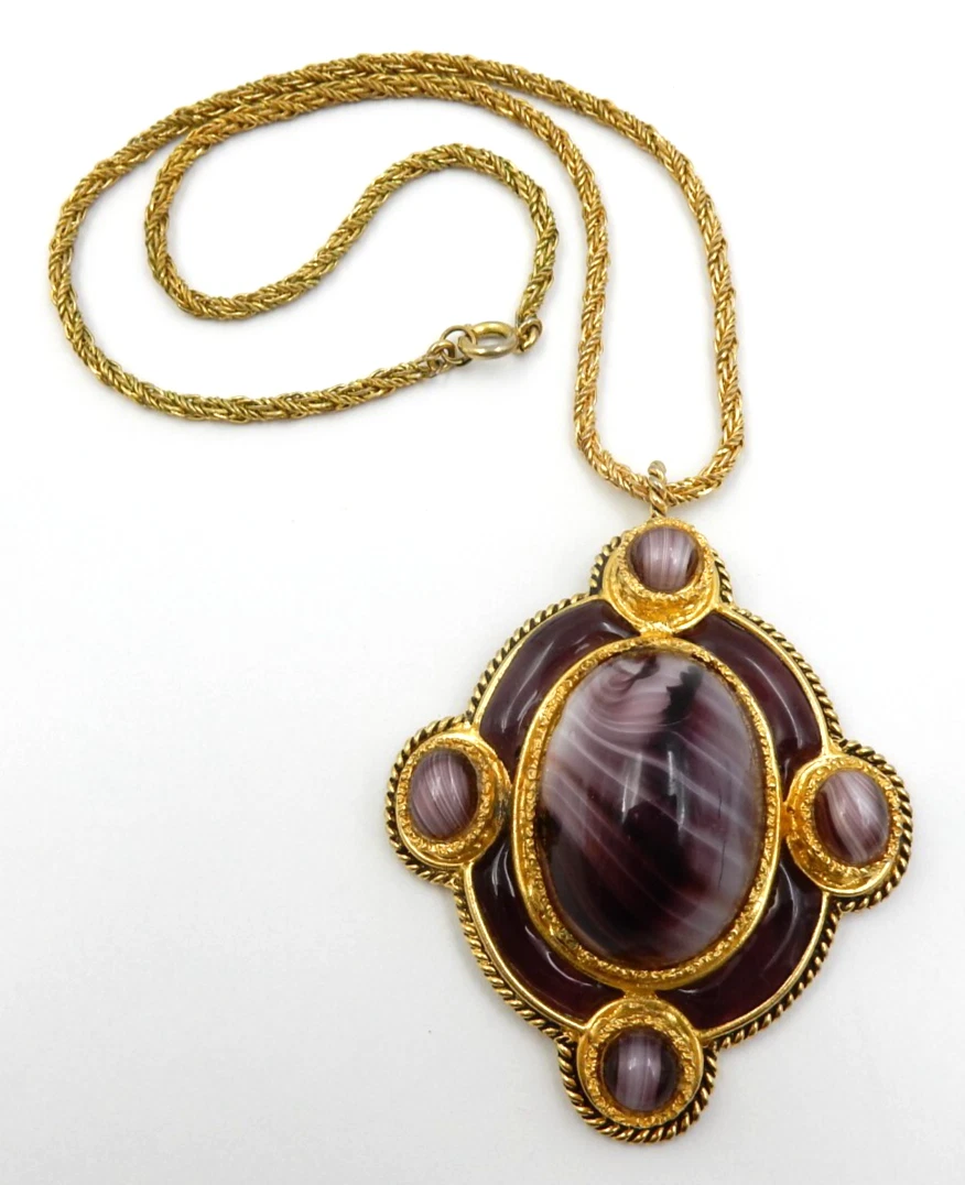COLLIER PENDENTIF VINTAGE SIGNÉ CHRISTIAN DIOR 1971 AMÉTHYSTE VERSÉE ART VERRE