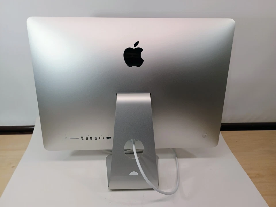 Apple iMac 2019 A2116 21.5" 4K Quad Core i3 3.6GHz - 8GB - 1TB HDD Excellent Con - Image 2 of 4