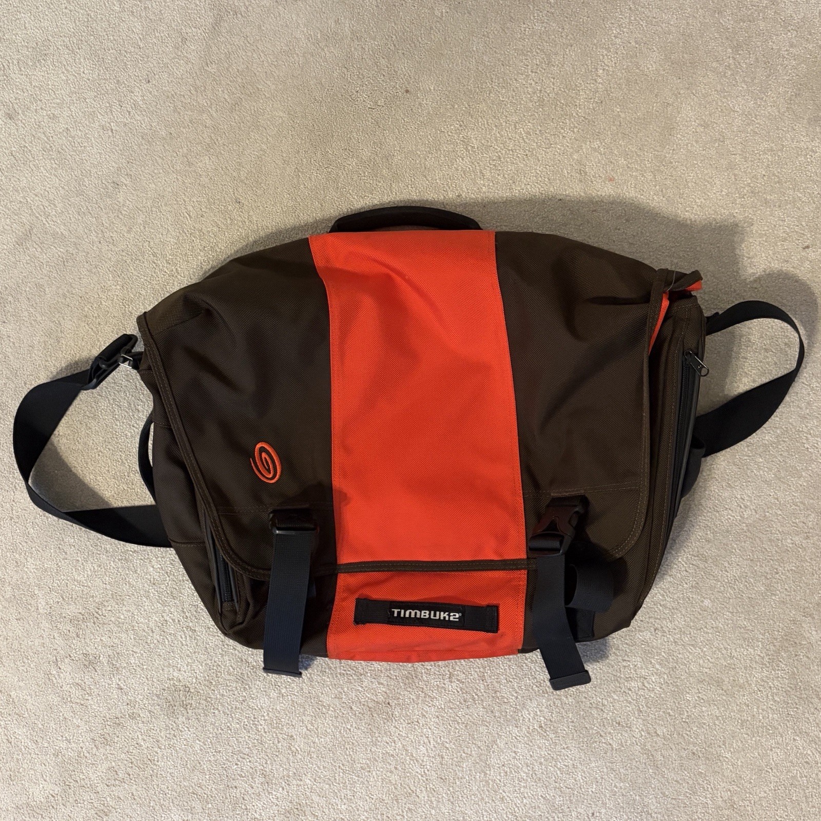 Timbuk2 Large Colorblock Messenger Bag Brown/Orange Adjustable Strap Buckle Zip